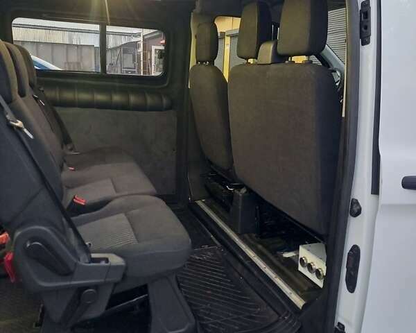 Белый Форд Транзит Кастом, объемом двигателя 2 л и пробегом 296 тыс. км за 13900 $, фото 6 на Automoto.ua