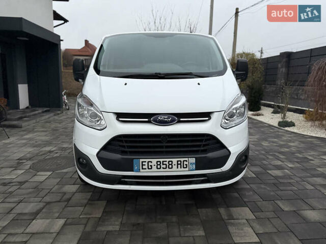 Белый Форд Транзит Кастом, объемом двигателя 2 л и пробегом 177 тыс. км за 16700 $, фото 1 на Automoto.ua