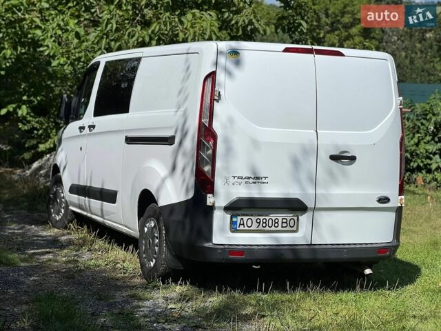 Білий Форд Транзит Кастом, об'ємом двигуна 2.2 л та пробігом 255 тис. км за 13066 $, фото 4 на Automoto.ua
