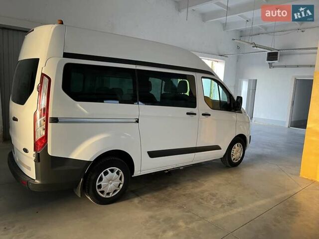 Белый Форд Транзит Кастом, объемом двигателя 2 л и пробегом 177 тыс. км за 17500 $, фото 3 на Automoto.ua