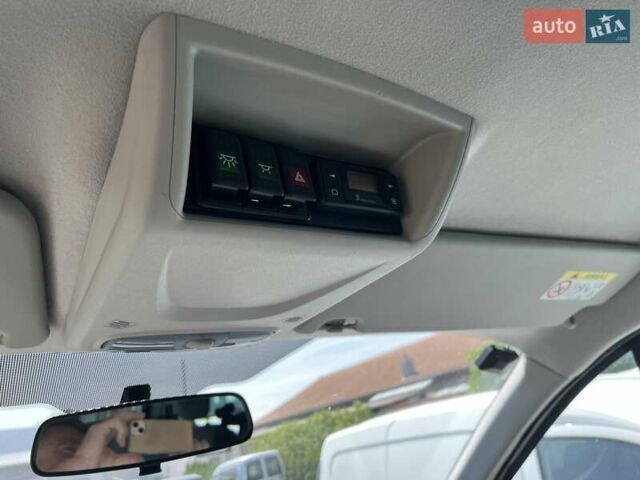 Белый Форд Транзит Кастом, объемом двигателя 2 л и пробегом 177 тыс. км за 18500 $, фото 52 на Automoto.ua