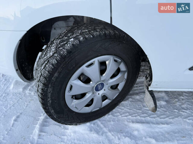 Белый Форд Транзит Кастом, объемом двигателя 2 л и пробегом 178 тыс. км за 16700 $, фото 16 на Automoto.ua