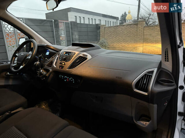 Белый Форд Транзит Кастом, объемом двигателя 2 л и пробегом 177 тыс. км за 16700 $, фото 38 на Automoto.ua