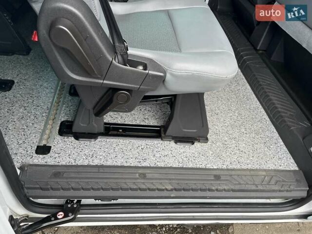 Белый Форд Транзит Кастом, объемом двигателя 2 л и пробегом 177 тыс. км за 17500 $, фото 36 на Automoto.ua