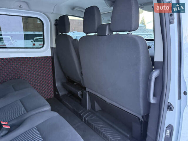 Белый Форд Транзит Кастом, объемом двигателя 2 л и пробегом 178 тыс. км за 16700 $, фото 31 на Automoto.ua