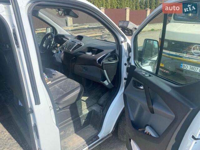 Білий Форд Транзит Кастом, об'ємом двигуна 2.2 л та пробігом 350 тис. км за 14000 $, фото 7 на Automoto.ua