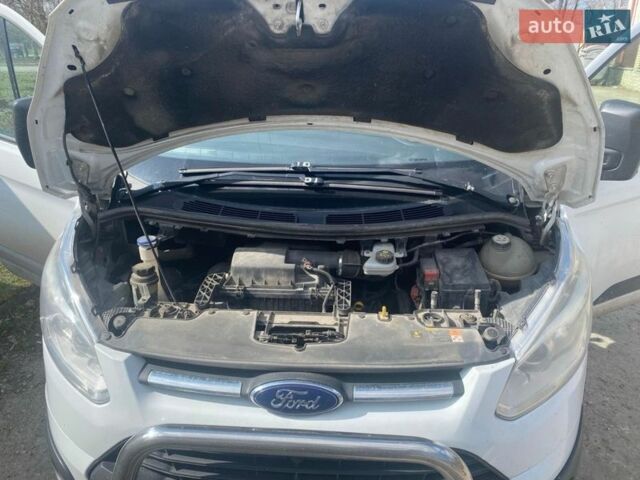 Білий Форд Транзит Кастом, об'ємом двигуна 2.2 л та пробігом 350 тис. км за 14000 $, фото 2 на Automoto.ua