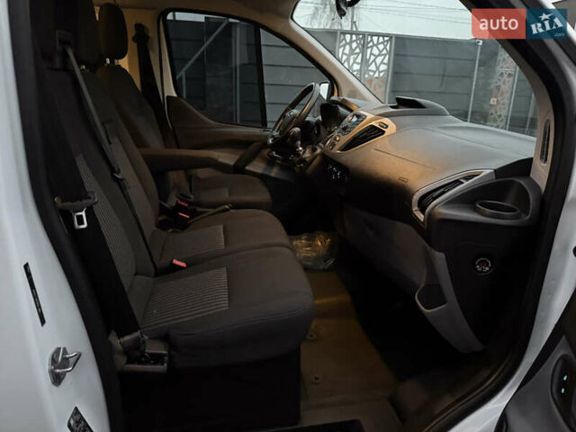 Белый Форд Транзит Кастом, объемом двигателя 2 л и пробегом 177 тыс. км за 16700 $, фото 36 на Automoto.ua