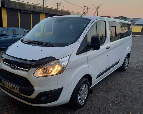 Белый Форд Транзит Кастом, объемом двигателя 2 л и пробегом 296 тыс. км за 13900 $, фото 2 на Automoto.ua