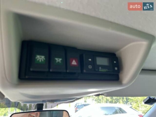 Белый Форд Транзит Кастом, объемом двигателя 2 л и пробегом 177 тыс. км за 18500 $, фото 62 на Automoto.ua