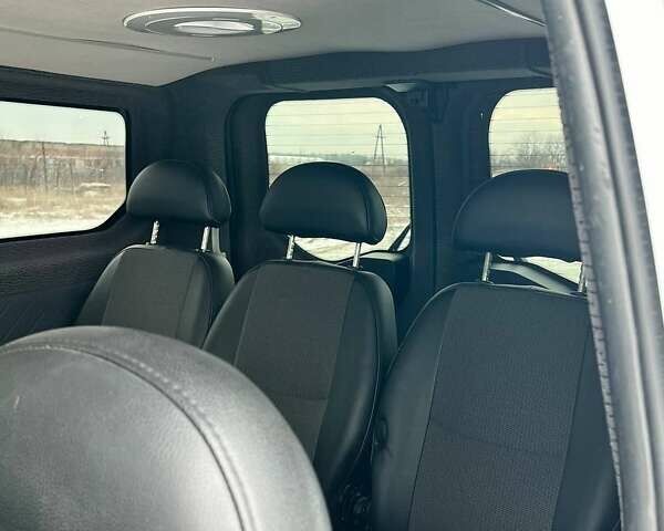 Білий Форд Транзит Кастом, об'ємом двигуна 2 л та пробігом 313 тис. км за 15999 $, фото 18 на Automoto.ua