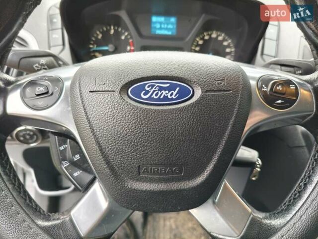 Белый Форд Транзит Кастом, объемом двигателя 2 л и пробегом 290 тыс. км за 16300 $, фото 3 на Automoto.ua