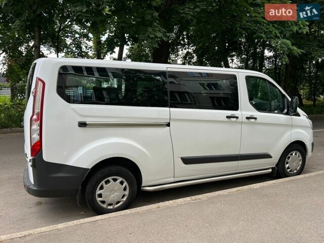 Білий Форд Транзит Кастом, об'ємом двигуна 2 л та пробігом 220 тис. км за 16000 $, фото 6 на Automoto.ua