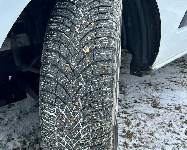 Білий Форд Транзит Кастом, об'ємом двигуна 2 л та пробігом 313 тис. км за 15999 $, фото 9 на Automoto.ua