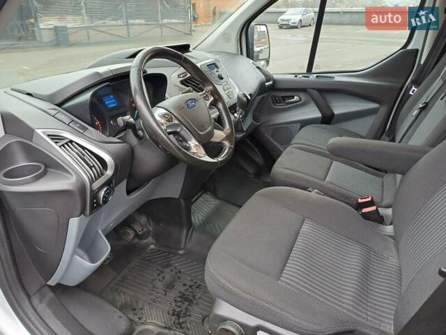 Белый Форд Транзит Кастом, объемом двигателя 2.2 л и пробегом 123 тыс. км за 22500 $, фото 9 на Automoto.ua