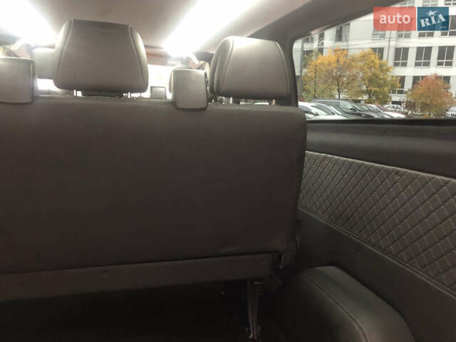 Белый Форд Транзит Кастом, объемом двигателя 2 л и пробегом 192 тыс. км за 20400 $, фото 12 на Automoto.ua