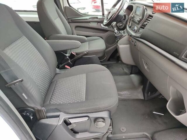 Белый Форд Транзит Кастом, объемом двигателя 2 л и пробегом 230 тыс. км за 18900 $, фото 13 на Automoto.ua