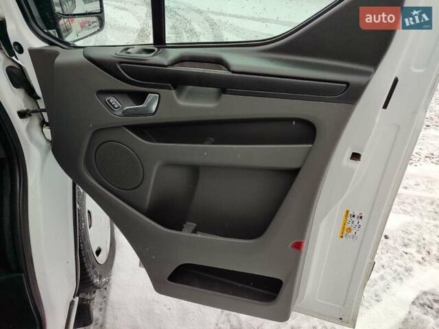 Белый Форд Транзит Кастом, объемом двигателя 2 л и пробегом 230 тыс. км за 18900 $, фото 15 на Automoto.ua