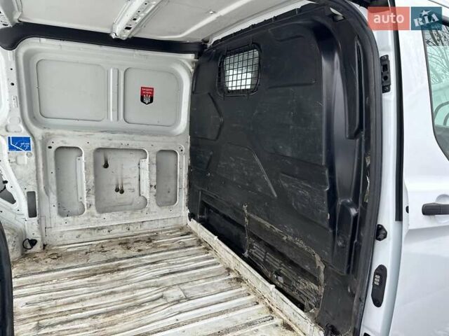 Белый Форд Транзит Кастом, объемом двигателя 2 л и пробегом 299 тыс. км за 13900 $, фото 12 на Automoto.ua
