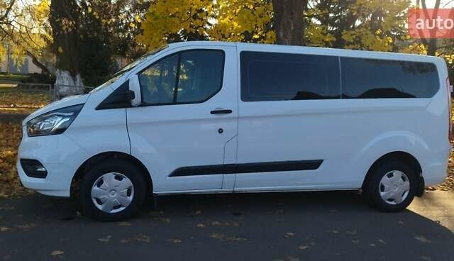 Белый Форд Транзит Кастом, объемом двигателя 2 л и пробегом 208 тыс. км за 19999 $, фото 3 на Automoto.ua