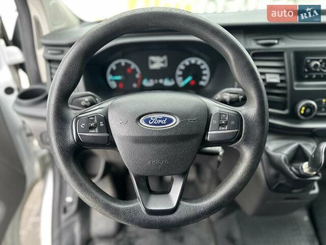 Белый Форд Транзит Кастом, объемом двигателя 2 л и пробегом 299 тыс. км за 13900 $, фото 22 на Automoto.ua