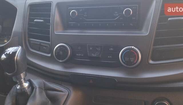 Белый Форд Транзит Кастом, объемом двигателя 2 л и пробегом 208 тыс. км за 19999 $, фото 11 на Automoto.ua