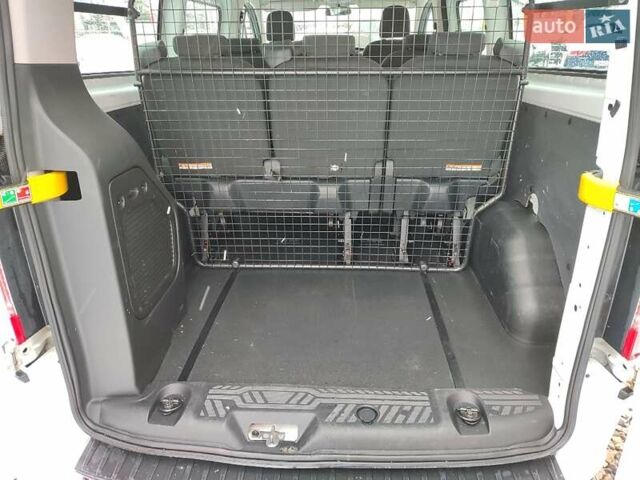 Белый Форд Транзит Кастом, объемом двигателя 2 л и пробегом 230 тыс. км за 18900 $, фото 23 на Automoto.ua