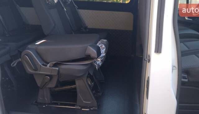 Белый Форд Транзит Кастом, объемом двигателя 2 л и пробегом 208 тыс. км за 19999 $, фото 18 на Automoto.ua