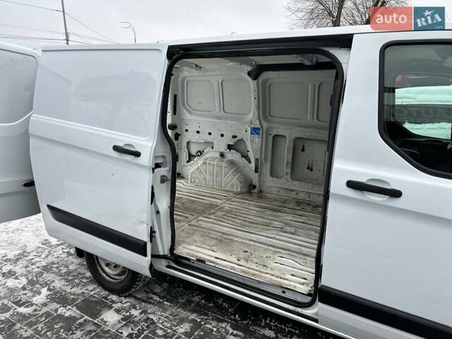Белый Форд Транзит Кастом, объемом двигателя 2 л и пробегом 299 тыс. км за 13900 $, фото 10 на Automoto.ua