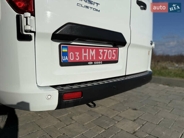 Белый Форд Транзит Кастом, объемом двигателя 2 л и пробегом 175 тыс. км за 23500 $, фото 13 на Automoto.ua