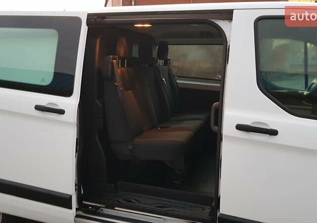 Белый Форд Транзит Кастом, объемом двигателя 2 л и пробегом 190 тыс. км за 18800 $, фото 4 на Automoto.ua
