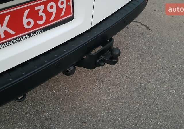 Белый Форд Транзит Кастом, объемом двигателя 2 л и пробегом 190 тыс. км за 18800 $, фото 49 на Automoto.ua