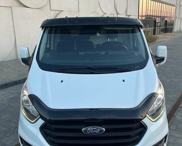 Білий Форд Транзит Кастом, об'ємом двигуна 2 л та пробігом 232 тис. км за 16300 $, фото 2 на Automoto.ua