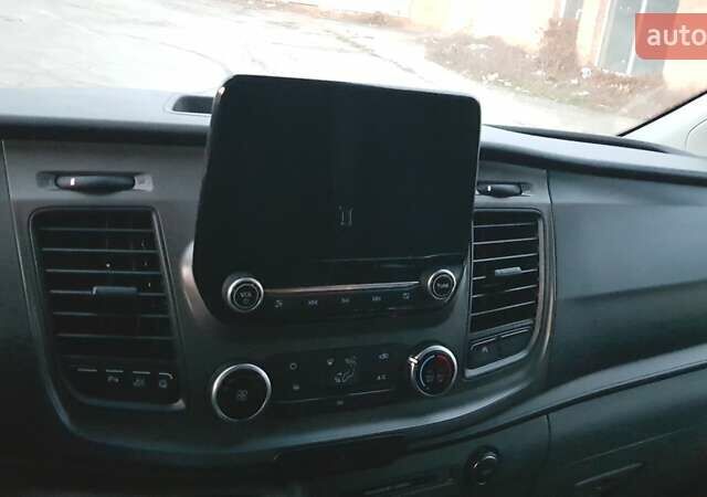 Белый Форд Транзит Кастом, объемом двигателя 2 л и пробегом 190 тыс. км за 18800 $, фото 18 на Automoto.ua