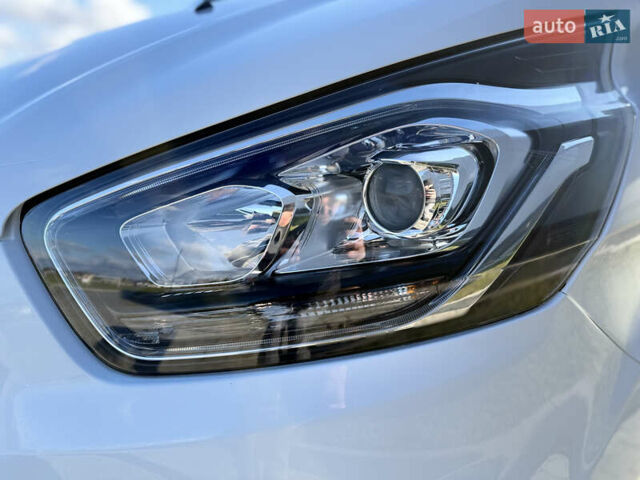 Белый Форд Транзит Кастом, объемом двигателя 2 л и пробегом 175 тыс. км за 23500 $, фото 51 на Automoto.ua