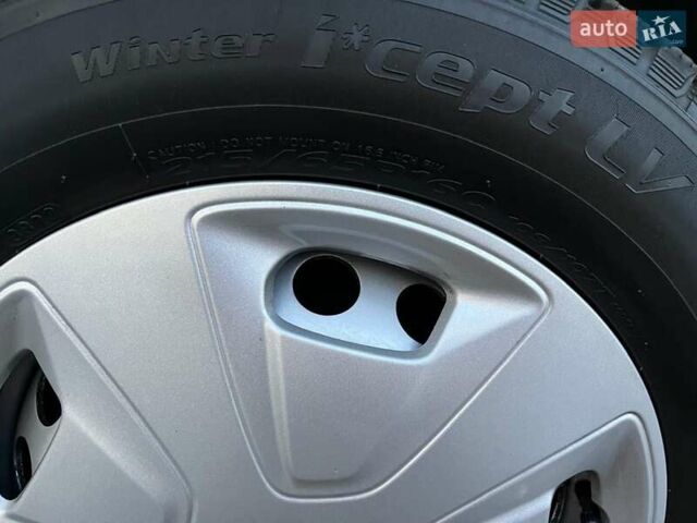 Білий Форд Транзит Кастом, об'ємом двигуна 2 л та пробігом 232 тис. км за 16300 $, фото 17 на Automoto.ua