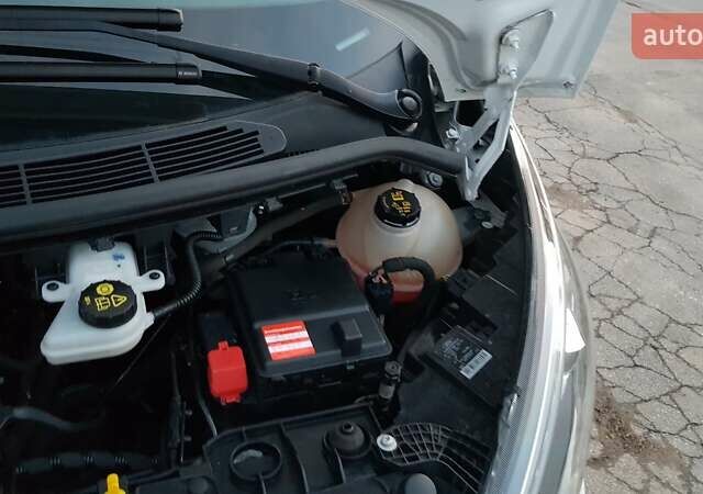 Белый Форд Транзит Кастом, объемом двигателя 2 л и пробегом 190 тыс. км за 18800 $, фото 41 на Automoto.ua