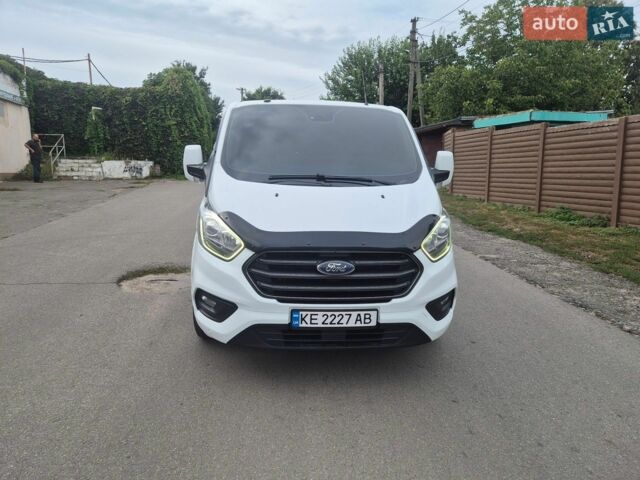 Білий Форд Транзит Кастом, об'ємом двигуна 2 л та пробігом 263 тис. км за 18500 $, фото 2 на Automoto.ua