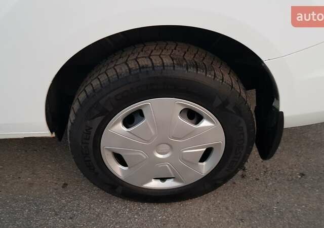 Белый Форд Транзит Кастом, объемом двигателя 2 л и пробегом 190 тыс. км за 18800 $, фото 45 на Automoto.ua