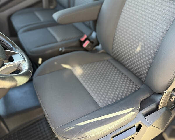 Белый Форд Транзит Кастом, объемом двигателя 2 л и пробегом 175 тыс. км за 23500 $, фото 27 на Automoto.ua