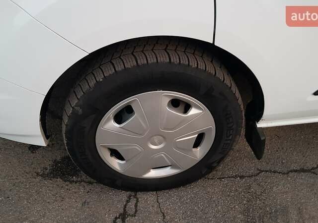 Белый Форд Транзит Кастом, объемом двигателя 2 л и пробегом 190 тыс. км за 18800 $, фото 44 на Automoto.ua