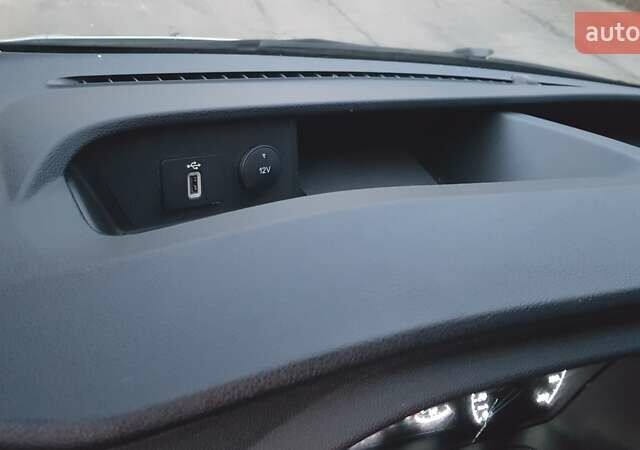 Белый Форд Транзит Кастом, объемом двигателя 2 л и пробегом 190 тыс. км за 18800 $, фото 15 на Automoto.ua