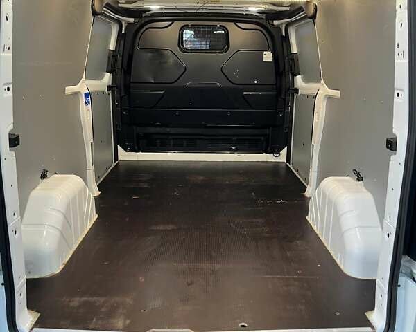 Білий Форд Транзит Кастом, об'ємом двигуна 2 л та пробігом 232 тис. км за 16300 $, фото 41 на Automoto.ua