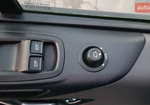 Белый Форд Транзит Кастом, объемом двигателя 2 л и пробегом 190 тыс. км за 18800 $, фото 14 на Automoto.ua