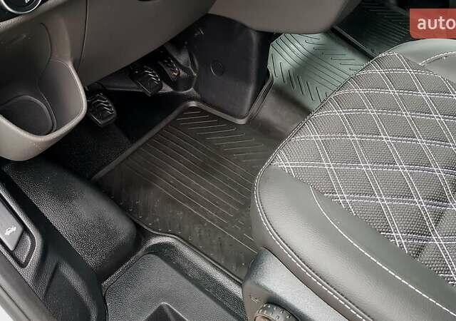 Білий Форд Транзит Кастом, об'ємом двигуна 2 л та пробігом 202 тис. км за 17200 $, фото 33 на Automoto.ua