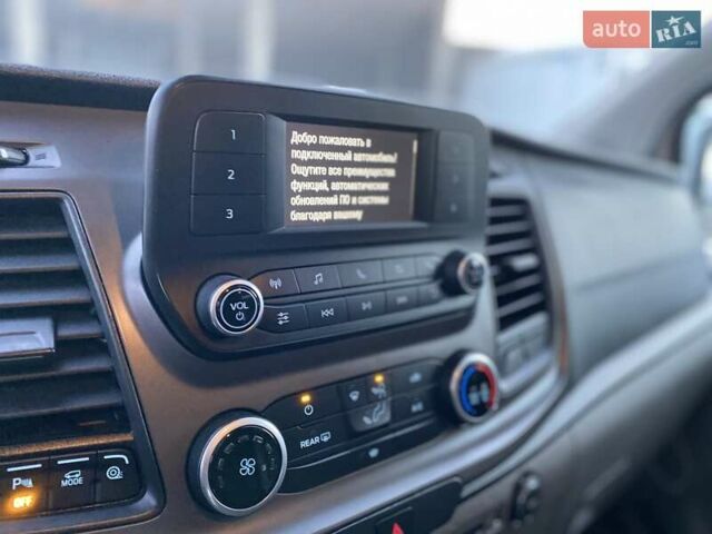 Белый Форд Транзит Кастом, объемом двигателя 2 л и пробегом 233 тыс. км за 20650 $, фото 54 на Automoto.ua