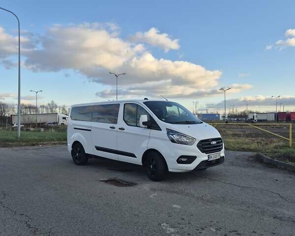 Білий Форд Транзит Кастом, об'ємом двигуна 2 л та пробігом 193 тис. км за 21000 $, фото 2 на Automoto.ua