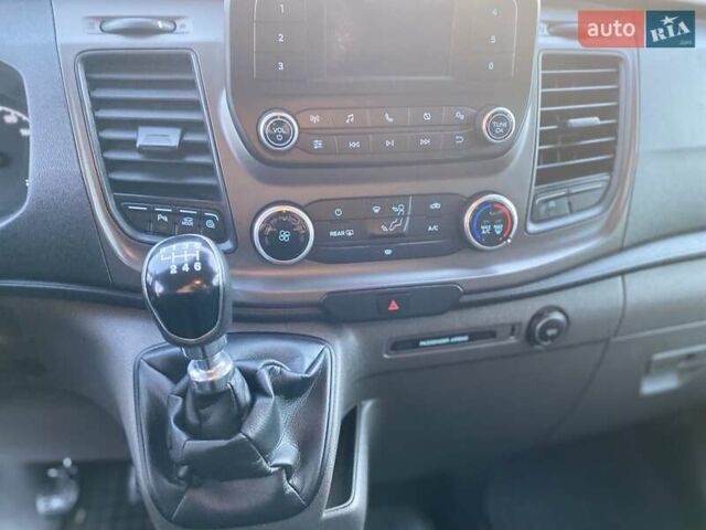 Белый Форд Транзит Кастом, объемом двигателя 2 л и пробегом 233 тыс. км за 21380 $, фото 50 на Automoto.ua