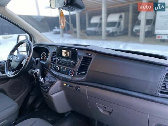 Белый Форд Транзит Кастом, объемом двигателя 2 л и пробегом 233 тыс. км за 20650 $, фото 47 на Automoto.ua