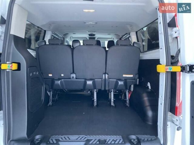 Белый Форд Транзит Кастом, объемом двигателя 2 л и пробегом 233 тыс. км за 20650 $, фото 28 на Automoto.ua